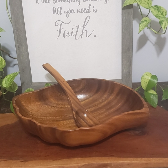 MCM Other - Vintage MCM Monkey Pod Wooden Shell Shaped Bowl with Serving Spoon
